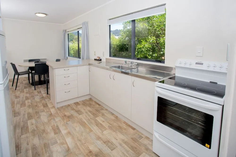 Tasman Holiday Parks - Beachaven