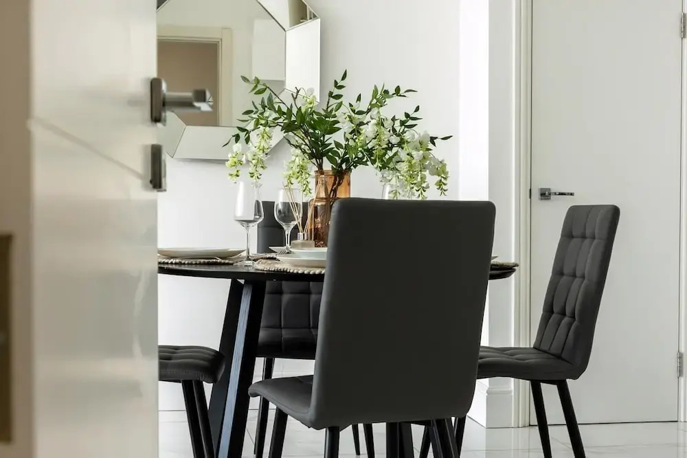 Stylish 2-bedroom Marylebone Retreat