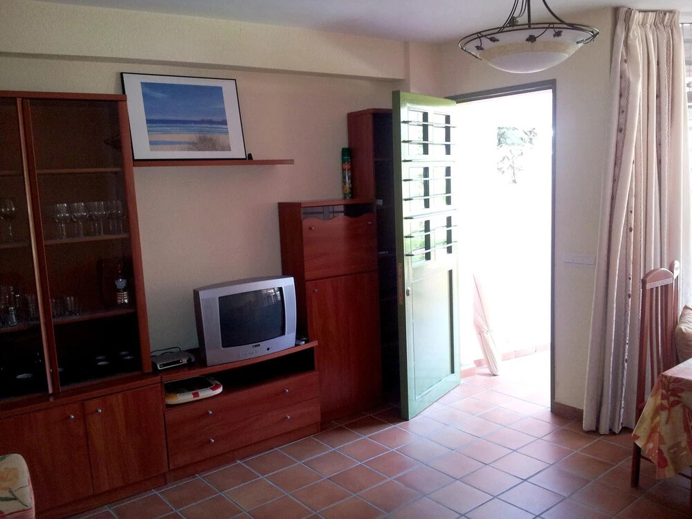 House With 3 Bedrooms in Islantilla, Huelva, With Pool Access and Encl