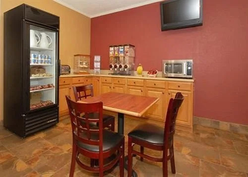 Rodeway Inn