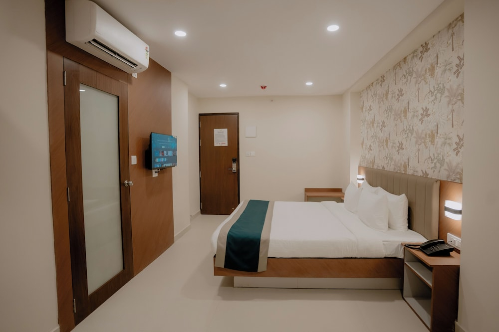 Hotel Eagle Empire