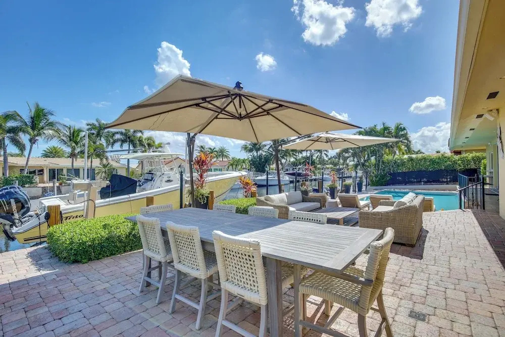 Canal Access & Pool: Lighthouse Point Getaway!