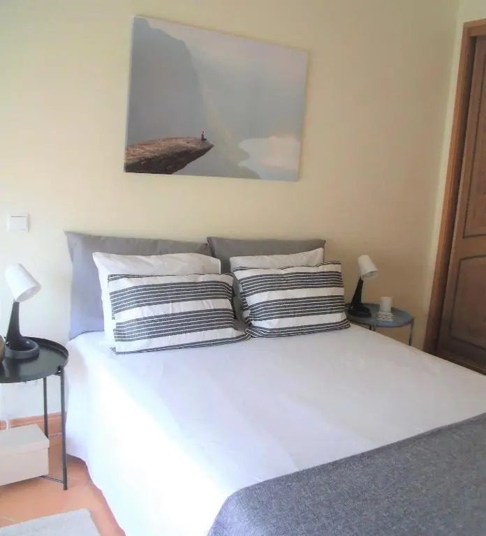 Sun & Sea, Meia Praia Suite