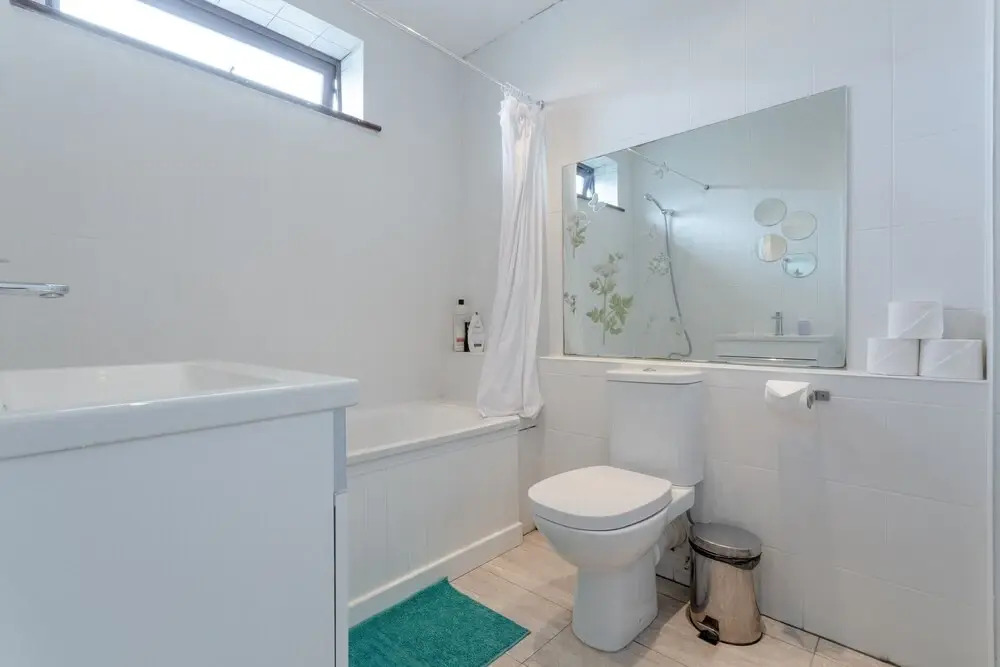 4 Bedroom Mews House in Kensal Rise