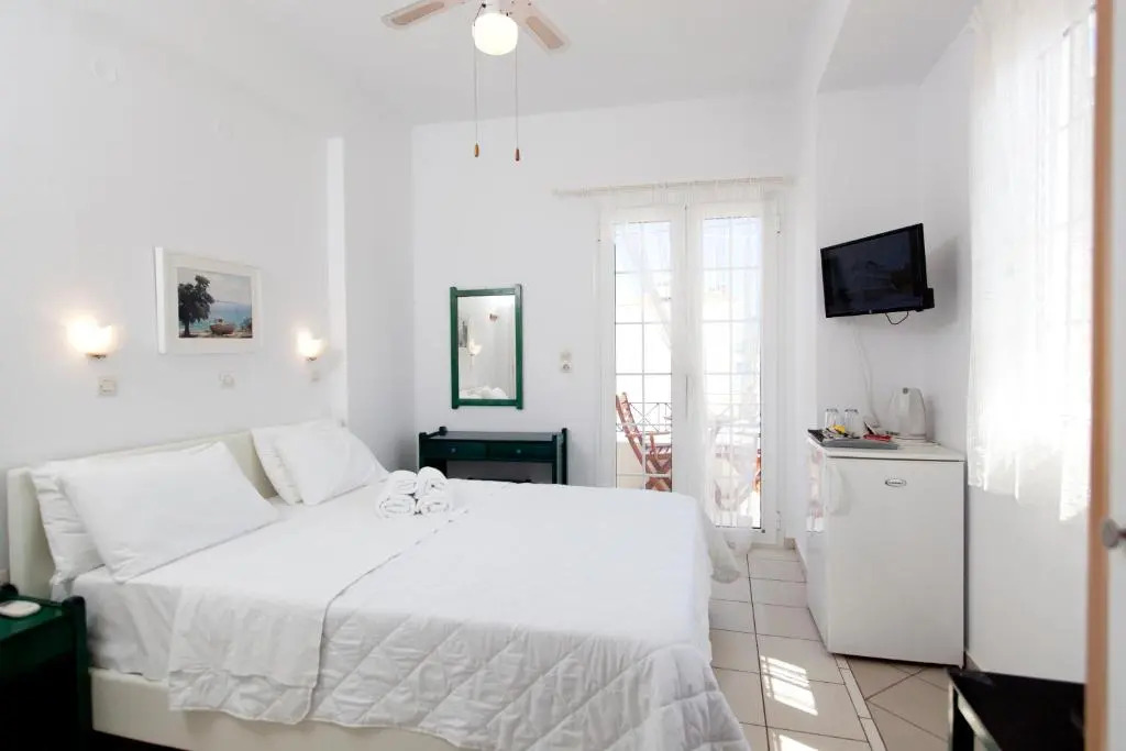 Kontogoni Rooms