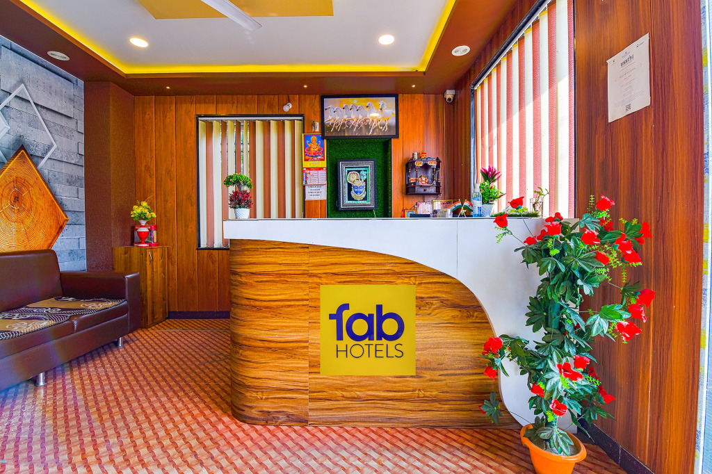 Fabhotel Lotus