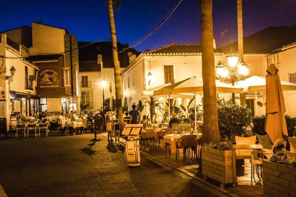 Apartment with terrace La Quinta Golf