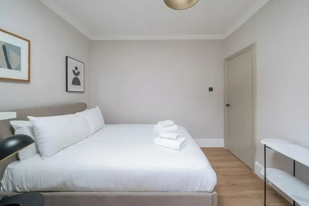 Brand new flats next to Oxford Street
