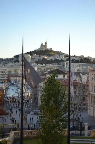 Les Mats Du Port