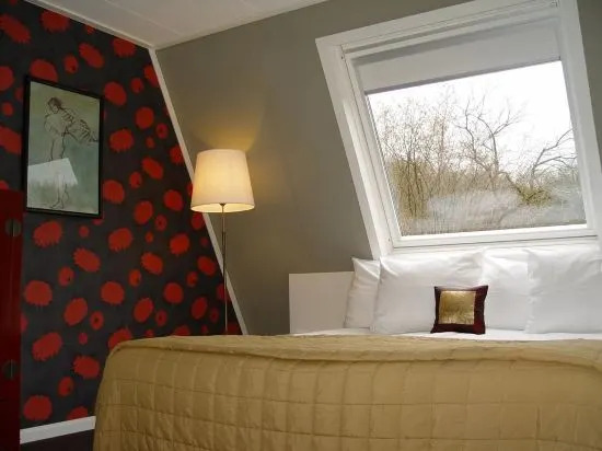 Mezzo Restaurant & Kamers