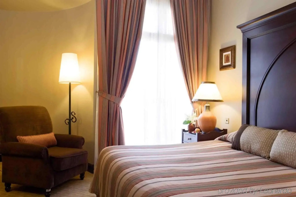 Mercure Grand Hotel Seef - All Suites