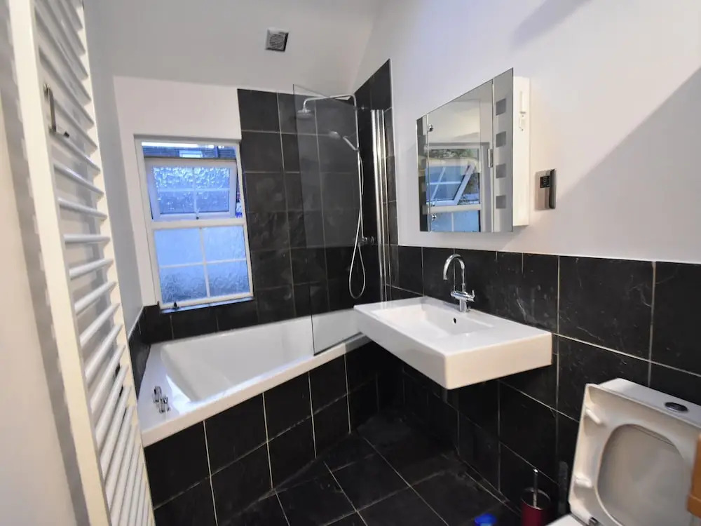 Charming Holiday Home in Leamington Spa Near Jephson Garden