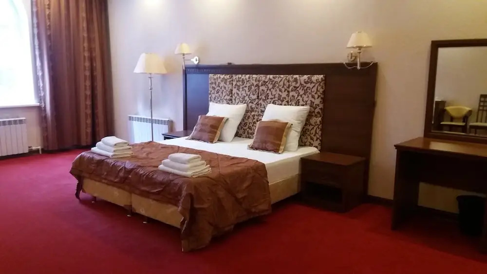 Rauan Hotel