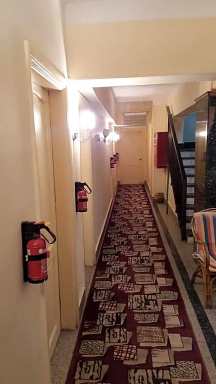 Applicators Hotel