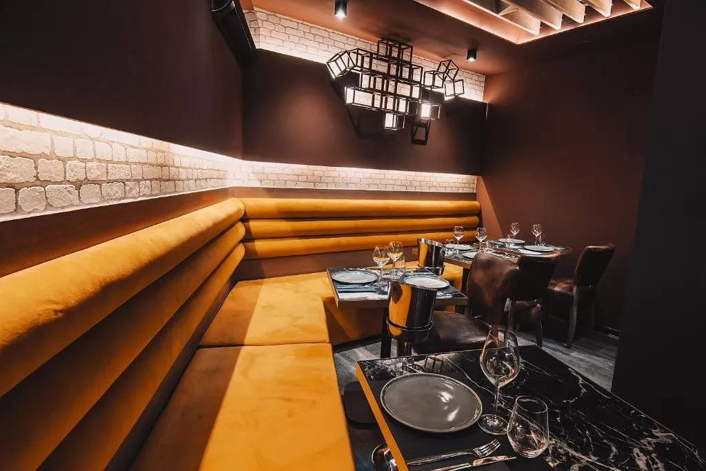 Project 3 Urban Chic Hotel