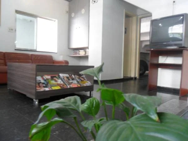 Center Plaza Hotel