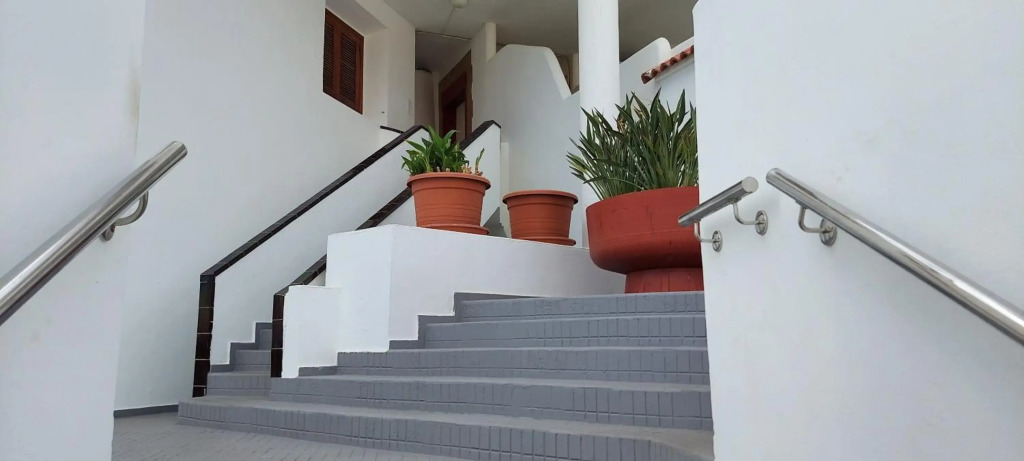 Los Cristianos Apartment, 1 bedroom Wifi Free & Big Terrace