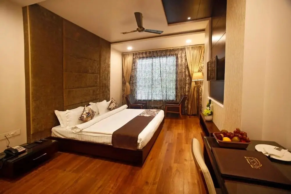 Hotel Crosslane