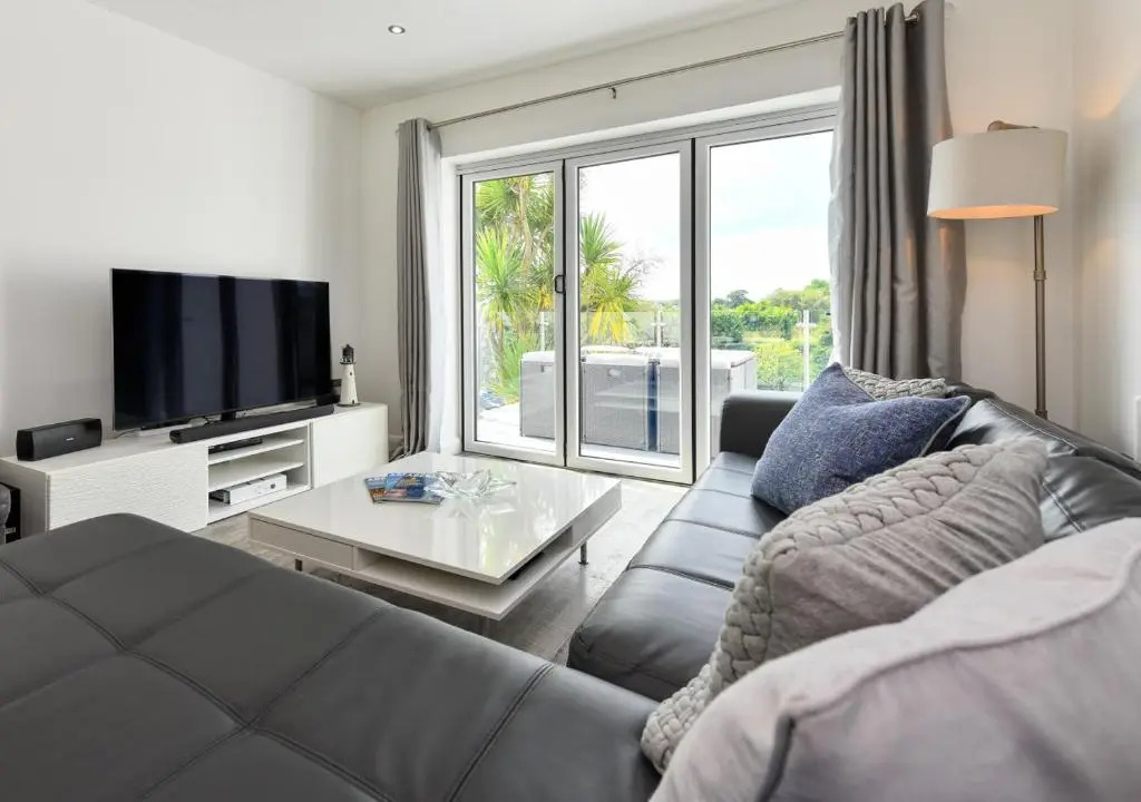 4 Bed in Abersoch oc-10caed
