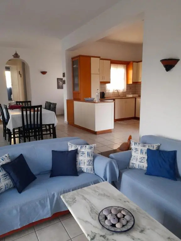 Cozy Sea View House