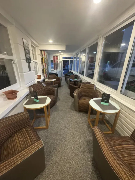 Carlton Court Hotel