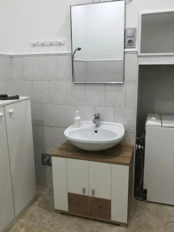 Szenes-House Apartman