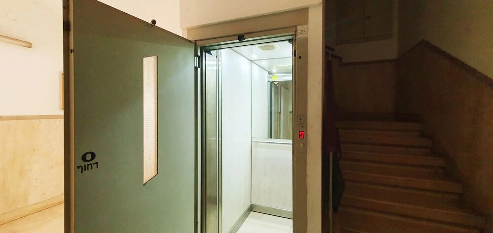Brand New 2 Bedrooms 4 Min From Beach Tl55