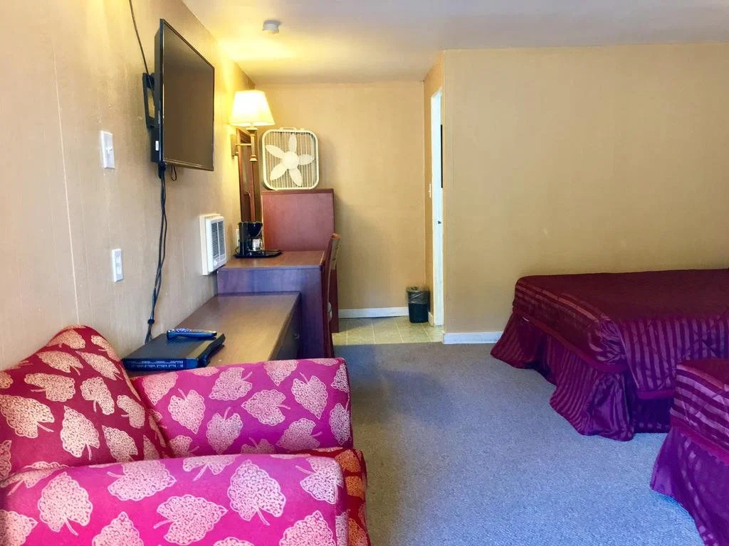 Town Motel