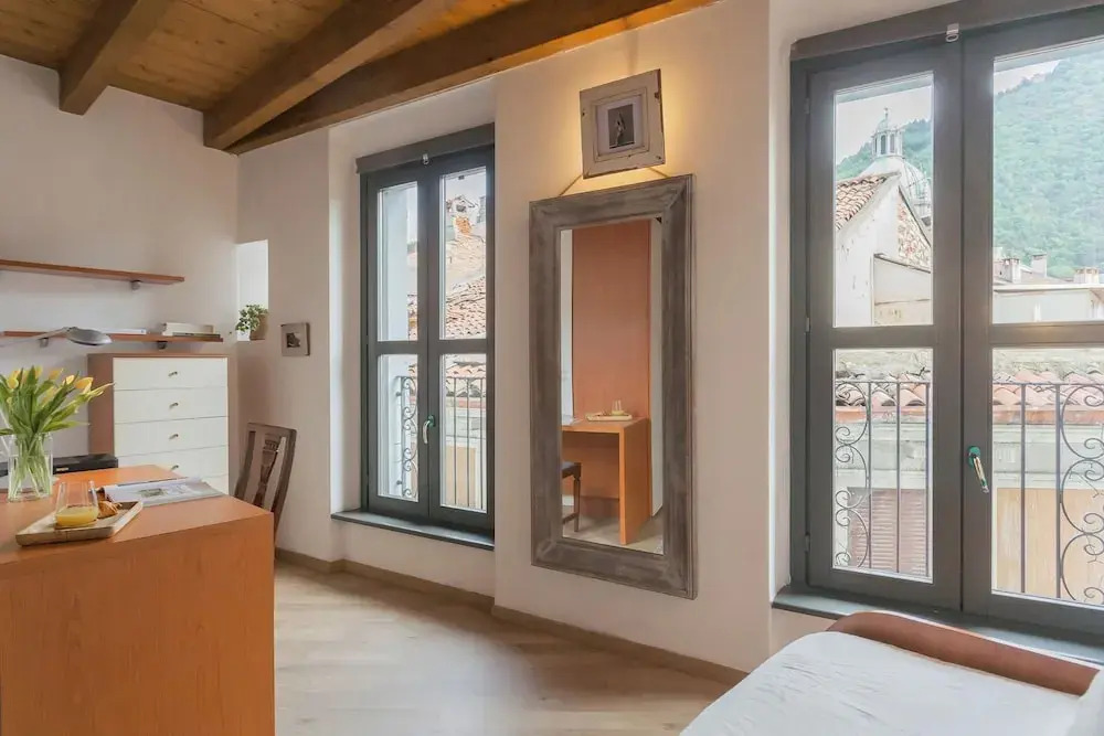 Luini 7 by Rentallcomo by Rent all Como