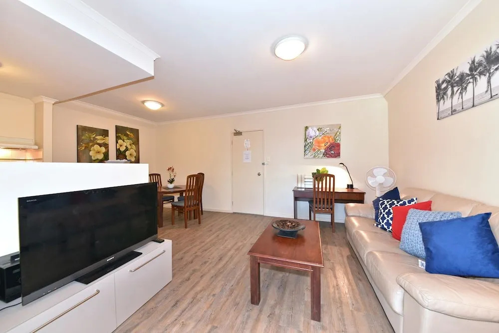 PERTH CBD APARTMENTS