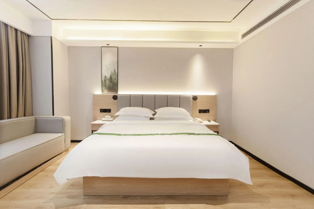 GreenTree Inn Puyang Fan County People Avenue Banqiao Road Hotel