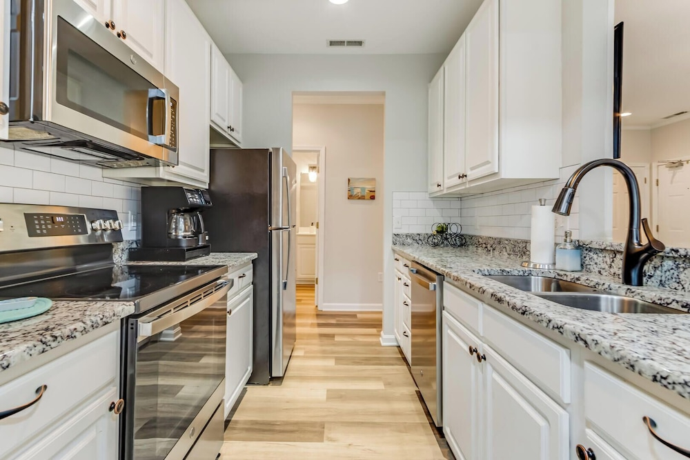 Cascade Lane 515