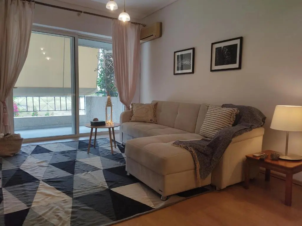 Orion - Charming 1-bedroom condo at convenient location.