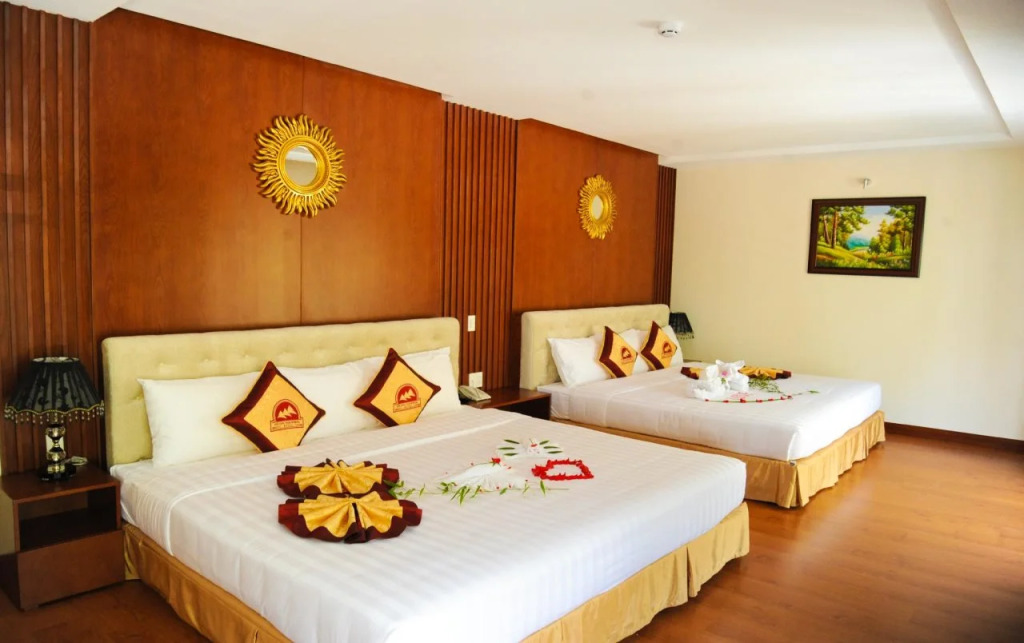 Phuong Nam Mimosa Hotel