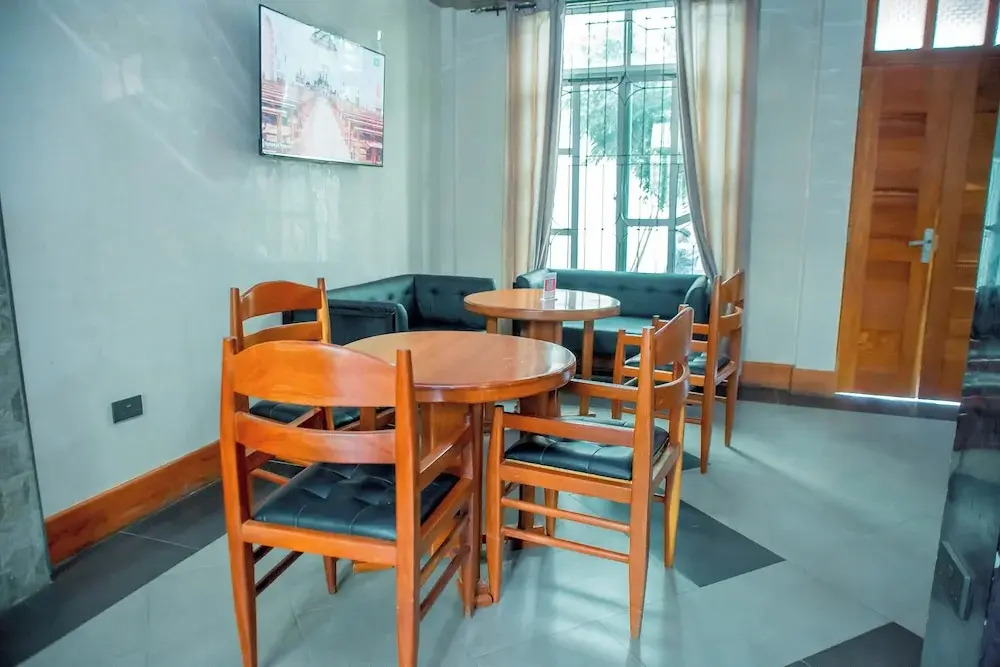 Marona City Hotel