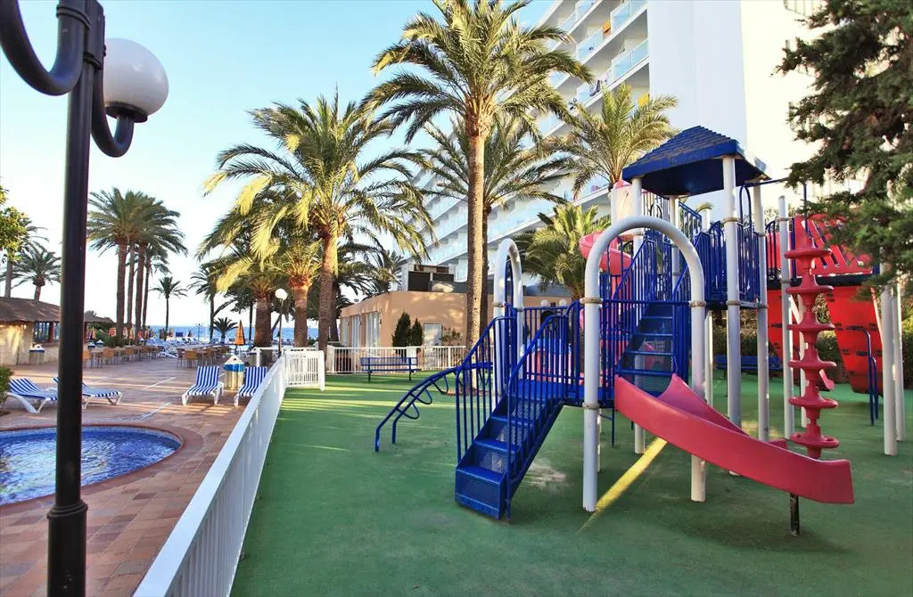 Sirenis Hotel Tres Carabelas & SPA