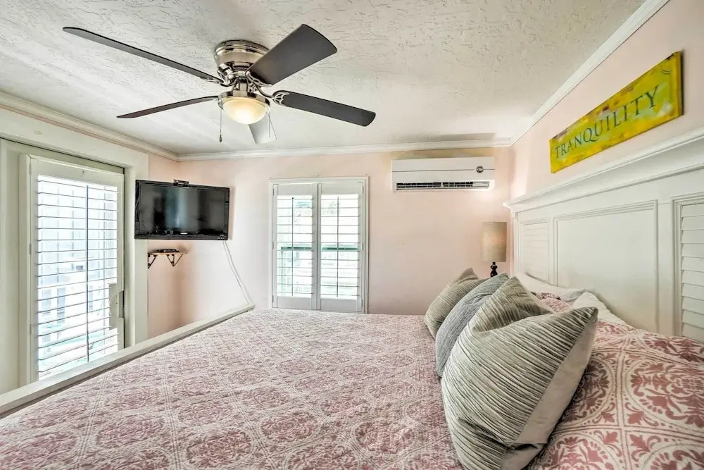 'sea Turtle Suite' Condo w/ Clearwater Beach Views