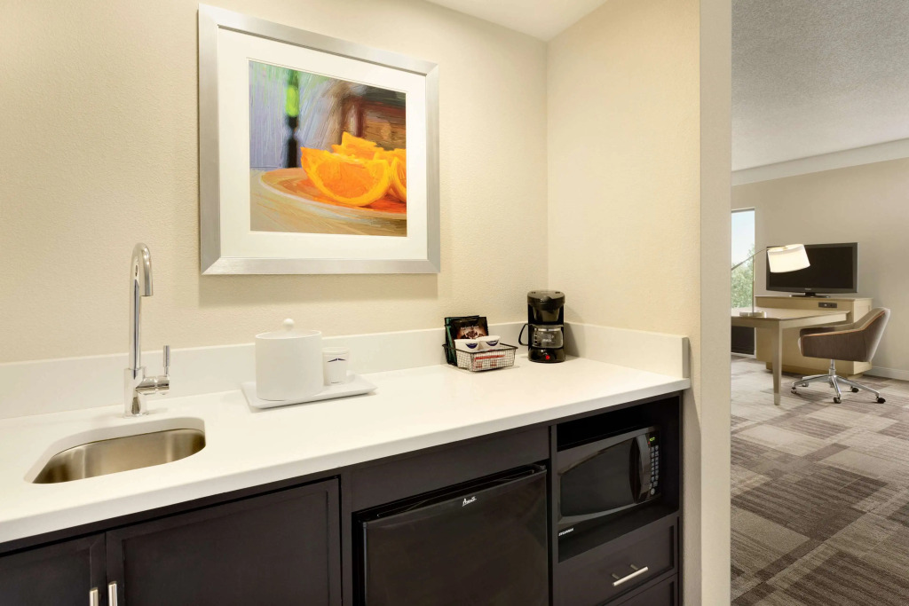 Hampton Inn & Suites Largo