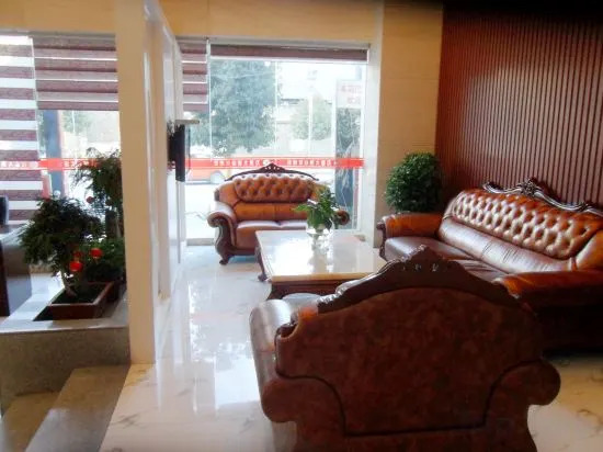 Wande Hotel (Lichuan Central Passenger Transport Terminal Tenglongdong Branch)