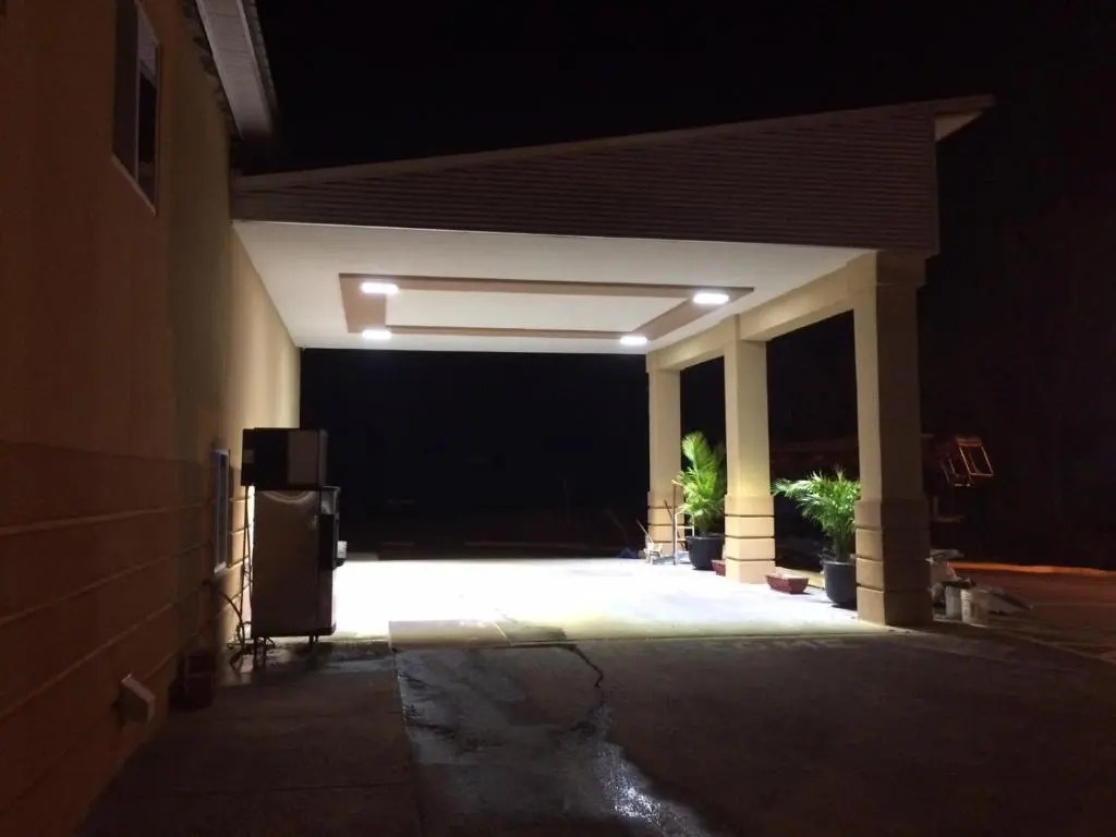 Lotus Inn and Suites Nashville