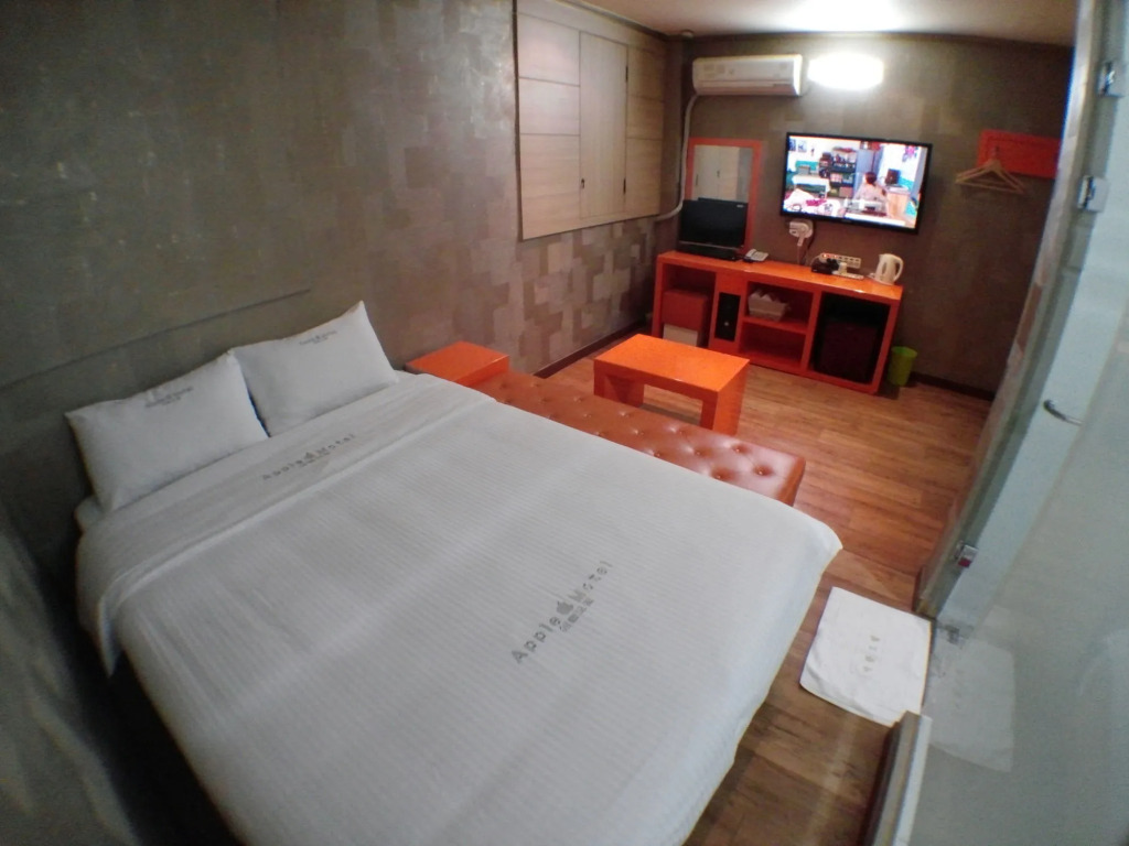 Apple House Mini Hotel