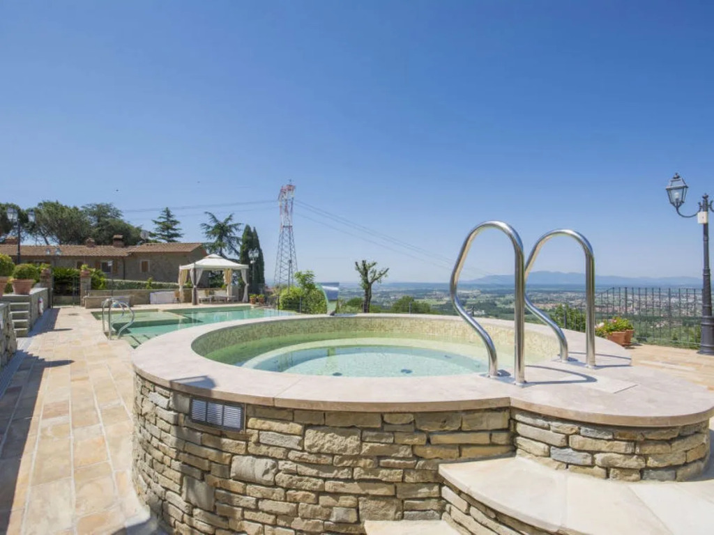 House Giglio Vinci