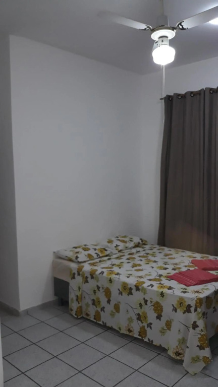 Casa 10 Completa Com Ar Cond Térrea Toda Sua Não Divide com Ninguem Exc Localização Centro Praia da Costa
