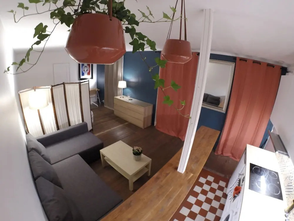 Fonty Cosy  Yard side ground floor