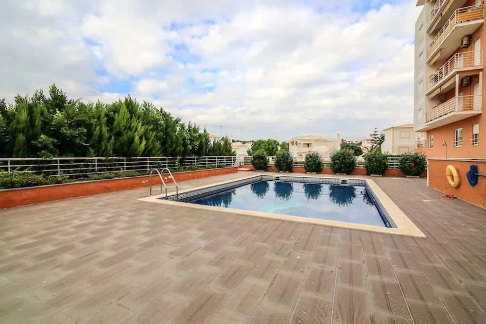 Apartment with 2 Bedrooms in Armação de Pêra, with Wonderful Sea View, Pool Access, Furnished Balcony - 800 M From the Beach