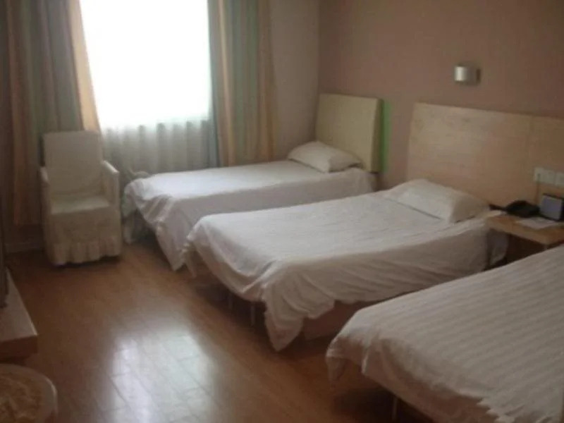 Jitai Hotel Shanghai Zhonghuan Bailian Store