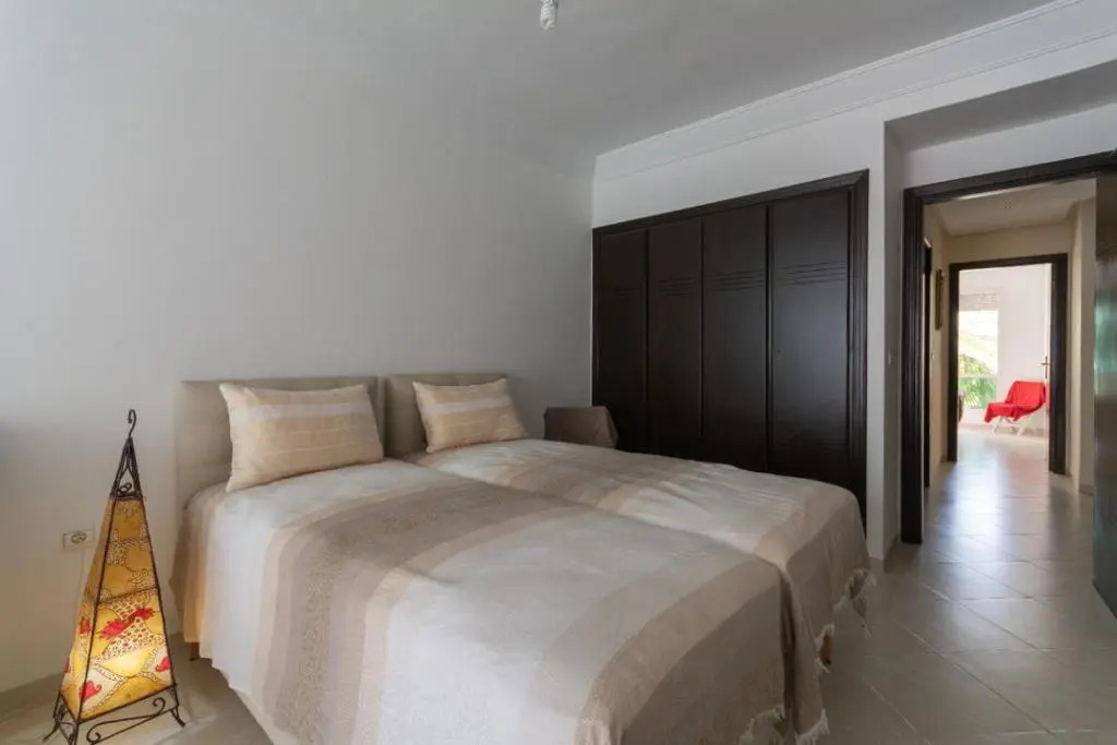 Superbe appartement avec piscine à Harhoura Témara
