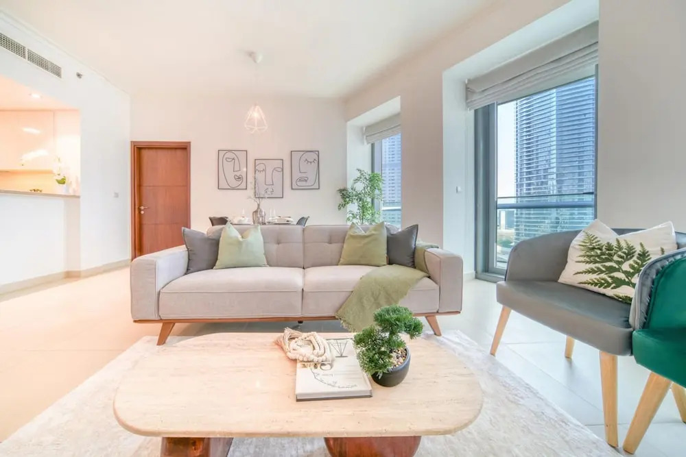Trendy 2BR Downtown Apt Steps From Burj Khalifa