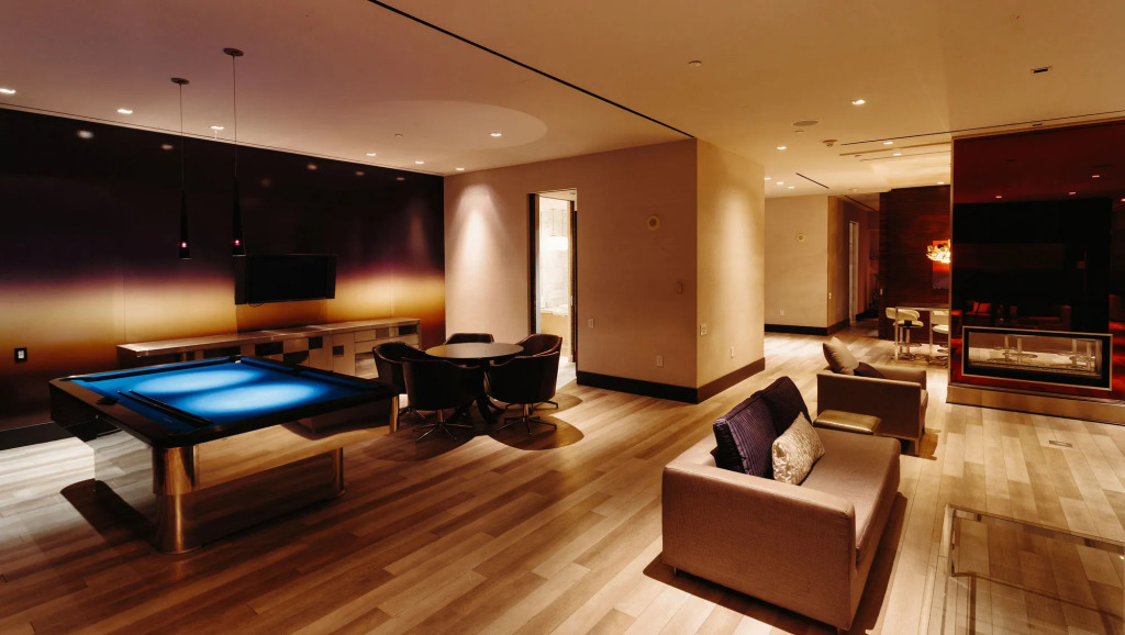 StripViewSuites at Palms Place