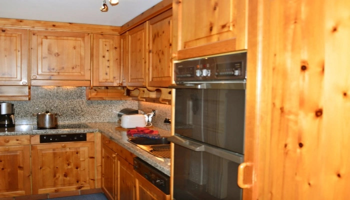 Chesa Polaschin B - B6 - One Bedroom